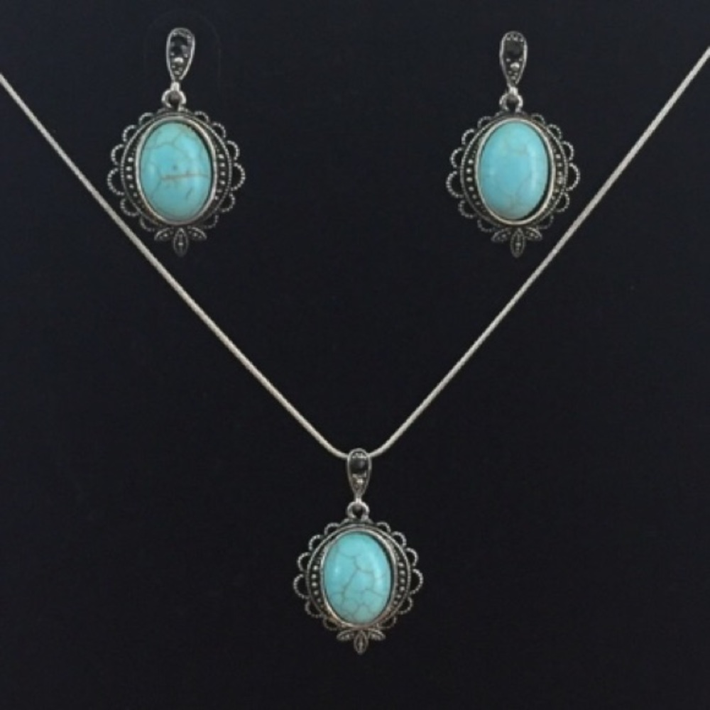 Turquoise Necklace & Earring Set